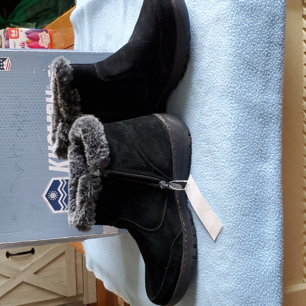 KHOMBU Black Iris boot